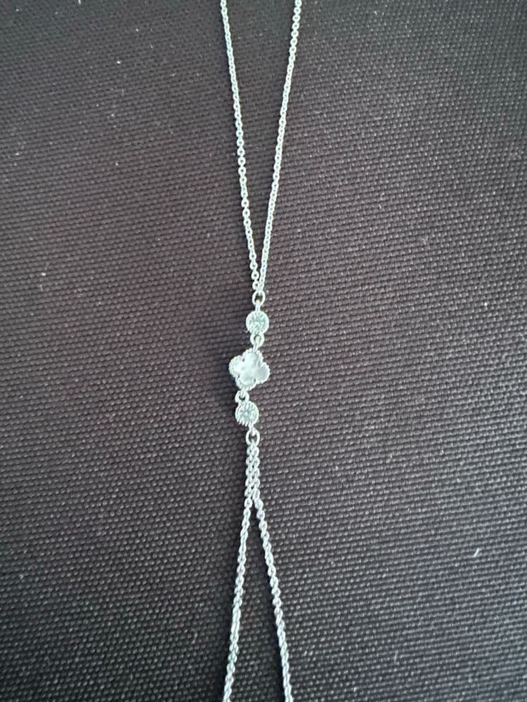 Gümüş Minimalist Taşlı El Zincirleri