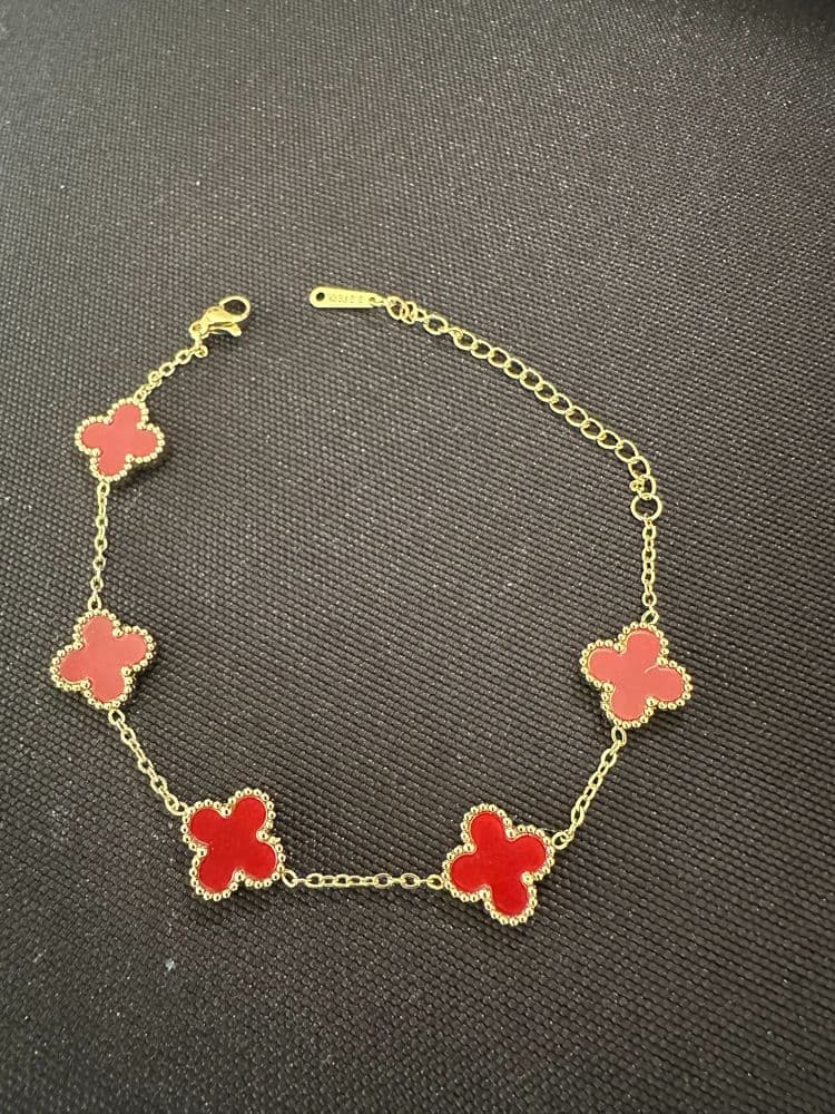 Altın Sarısı Çelik Kırmızı Çiçekli Bileklik