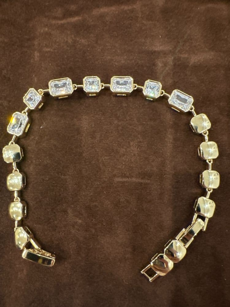 Altın Kaplama Çelik Taşlı Kelepçe Bileklik