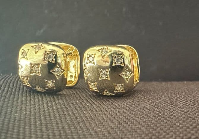 Altın Kaplama Çelik Taşlı Küpe